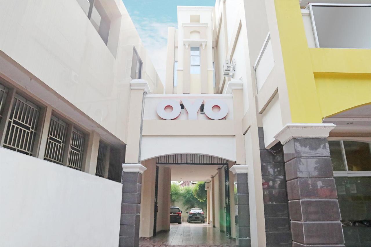 מלון פדאנג Oyo 1649 Grya Lavinsa מראה חיצוני תמונה